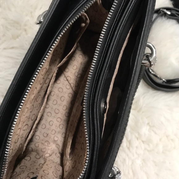 Guess bag - Picture 4 of 4